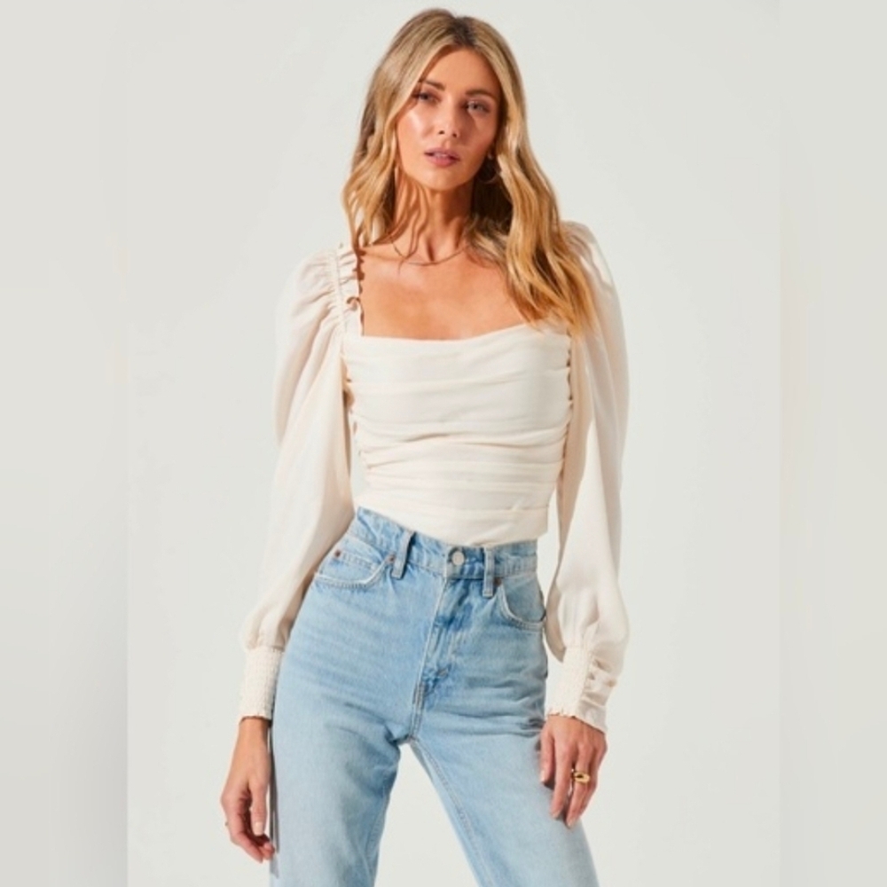 ASTR The Label Puff Sleeve Square Neck Top Sz M